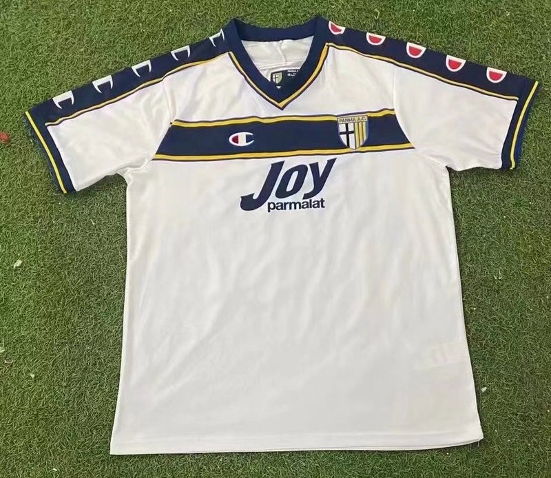 01-02 Parma Away